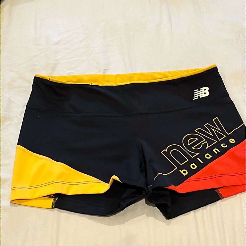 New Balance Fast Flight hot short